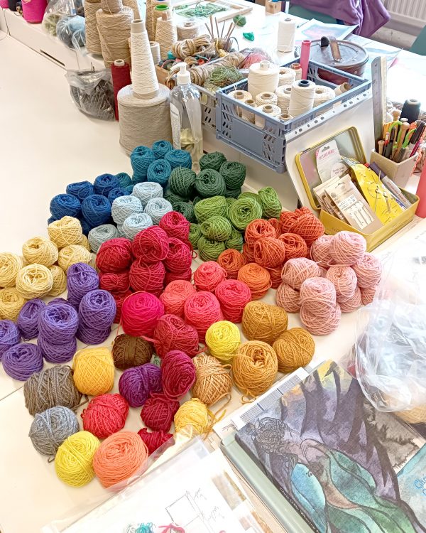 Beginners Tapestry Weaving - Image 6